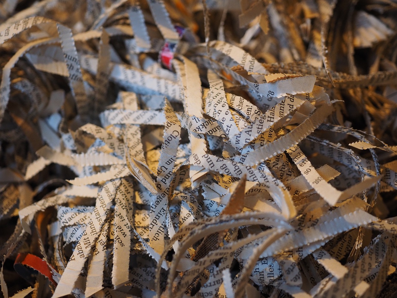 洪汇新材股票最新消息深度解析，行业动态与市场走势的综合观察
