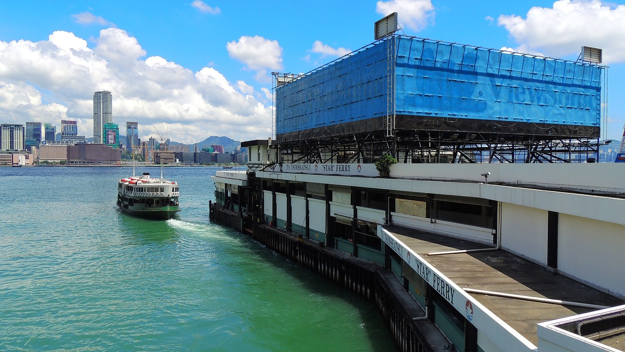 世界最新邮轮，探索海洋的浮动城市之旅