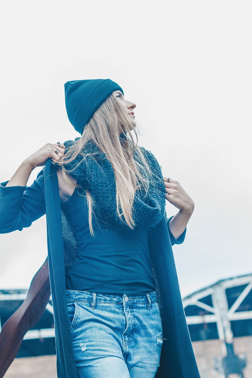 女生最新搞怪头像图片，时尚潮流中的个性表达
