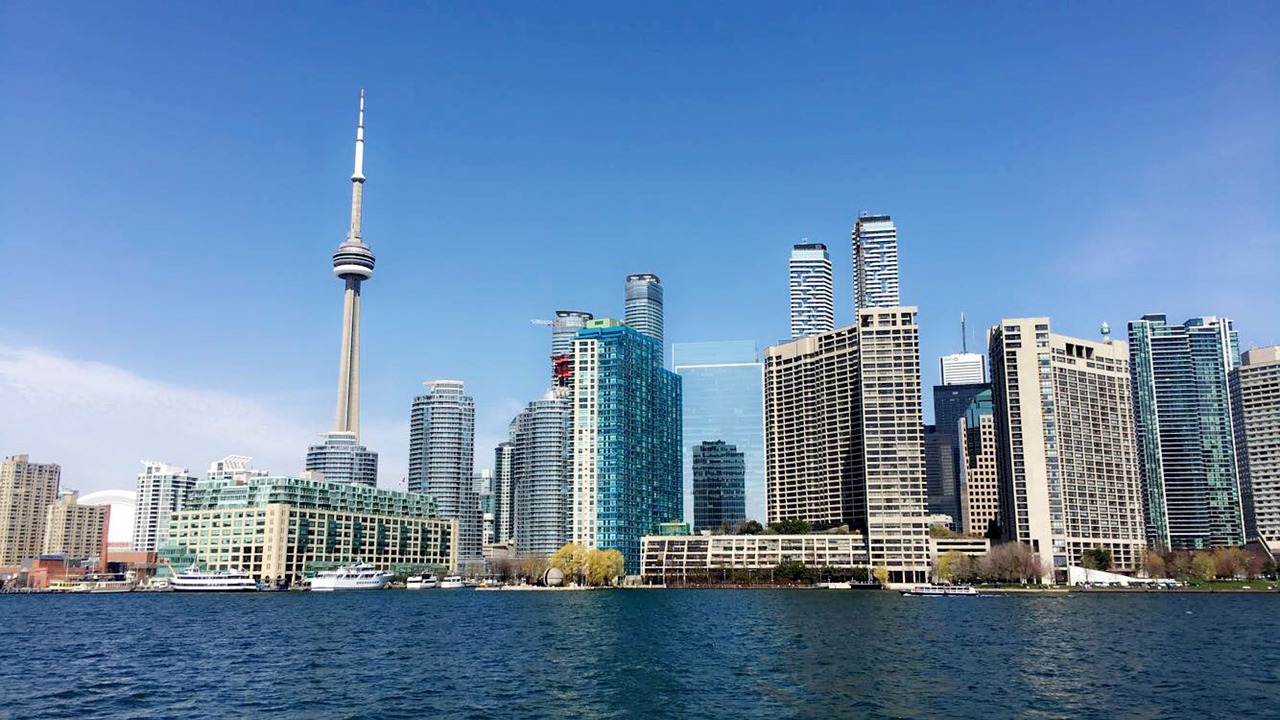 最新世界高楼排名，城市之巅的壮丽景观尽收眼底
