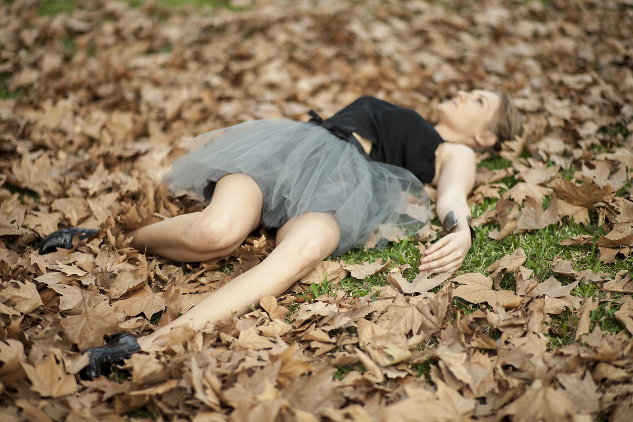 最新女人杀活兔子视频，背后的故事与反思